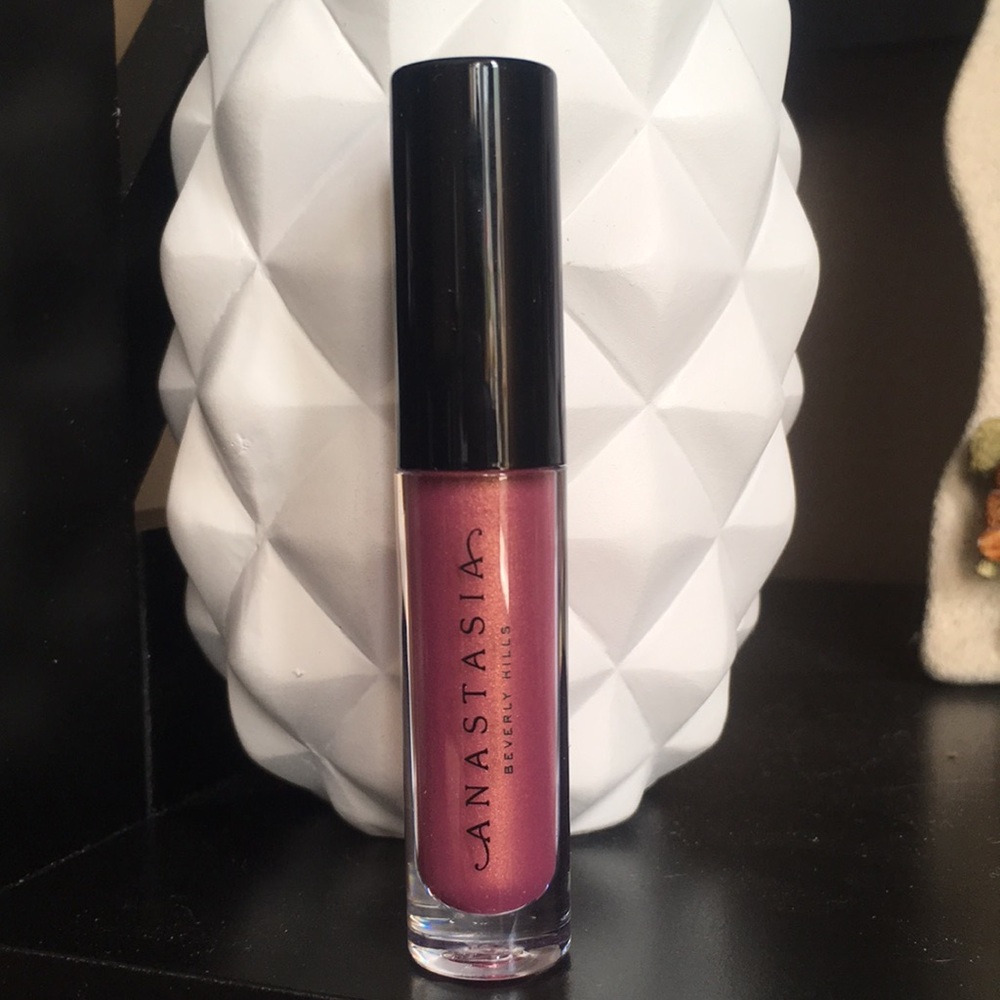 Anastasia (deluxe size) lip gloss